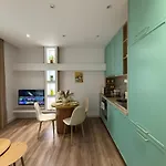 Appartement Lemon Garden Cozy 2br Private Garden Center Tirana