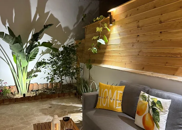 Lemon Garden Cozy 2br Private Garden Center 公寓 地拉那